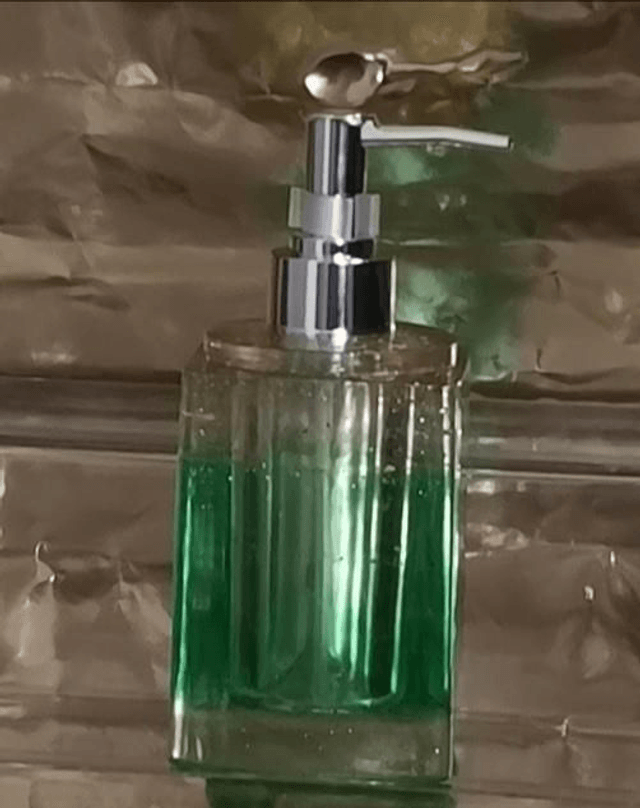 Dispenser / Dish